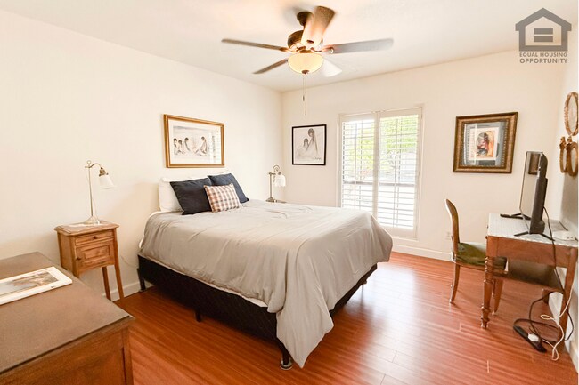 Building Photo - 3Bed/2Bath Furnished Home w/Stunning Backyard! Ready for Immediate Move-In! – POOL!