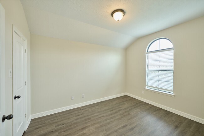 Building Photo - 630 Aulia Ln