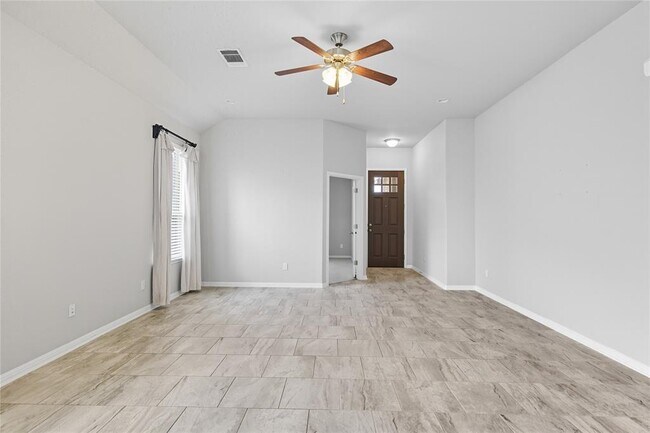 Building Photo - 5925 Malta Cir