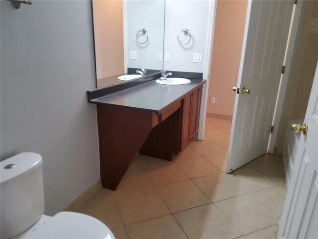 Building Photo - 3055 Anquilla Ave
