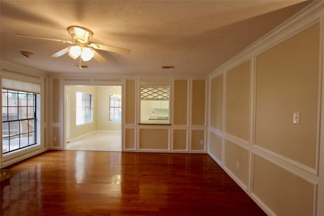 Building Photo - 2422 Stephens Grant Dr