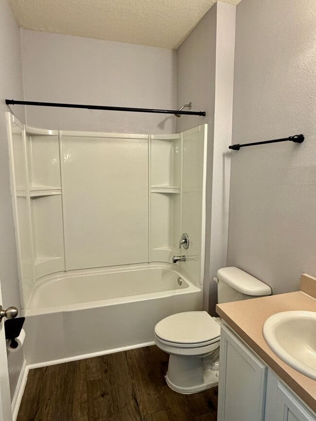 Building Photo - Spacious 5 Bedroom, 3 Bathroom Home with Flex Room, Loft & Pond View