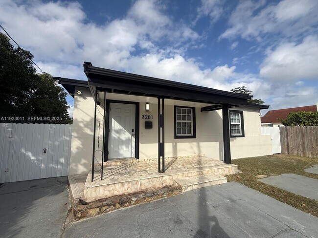 Building Photo - 3281 NW 14th Terrace