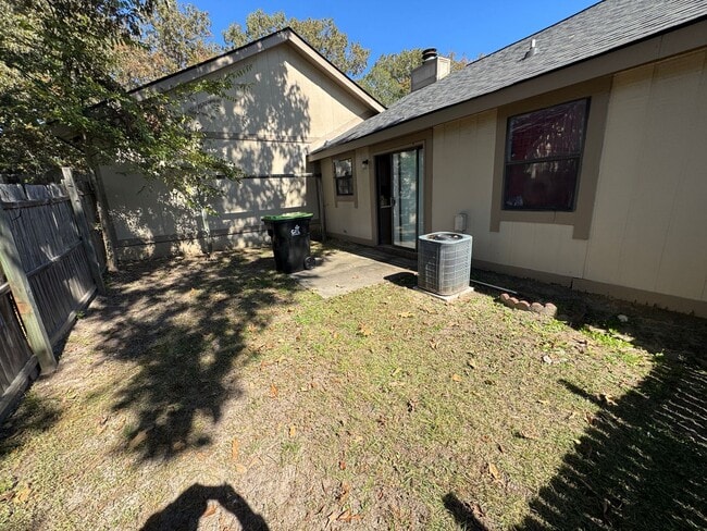 Building Photo - 240 Tallulah Trail