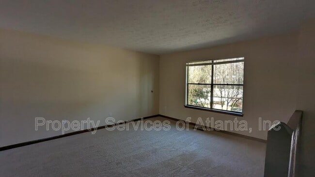 Building Photo - 4341 Old Lake Dr
