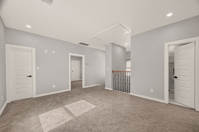Building Photo - 90 Burress St