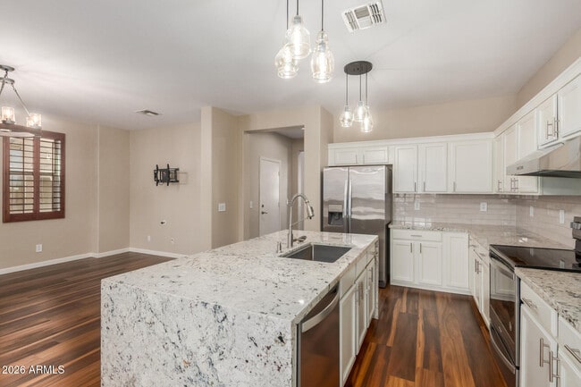 Building Photo - 3759 E Sebastian Ln