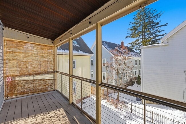 Building Photo - 30 Boardman St