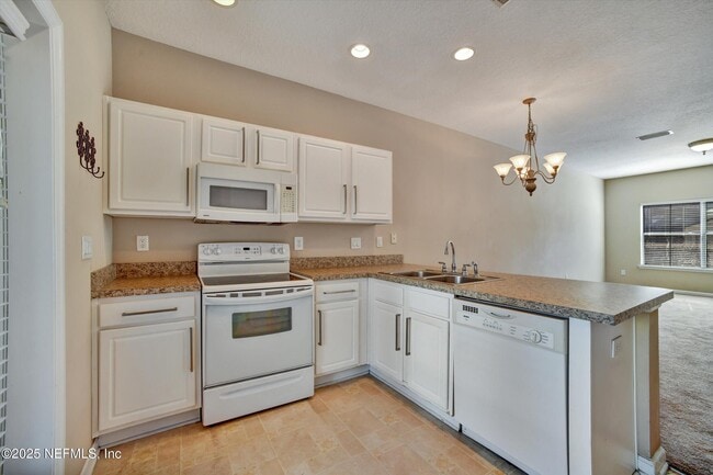 Building Photo - 480 Cabernet Pl