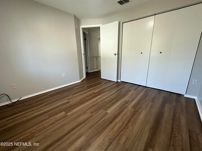 Building Photo - 7042 Prestwick Cir S