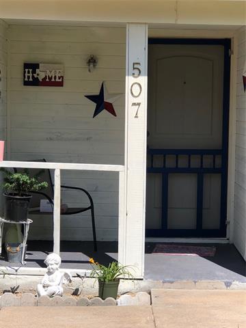 Building Photo - 507 Hilltop Ln