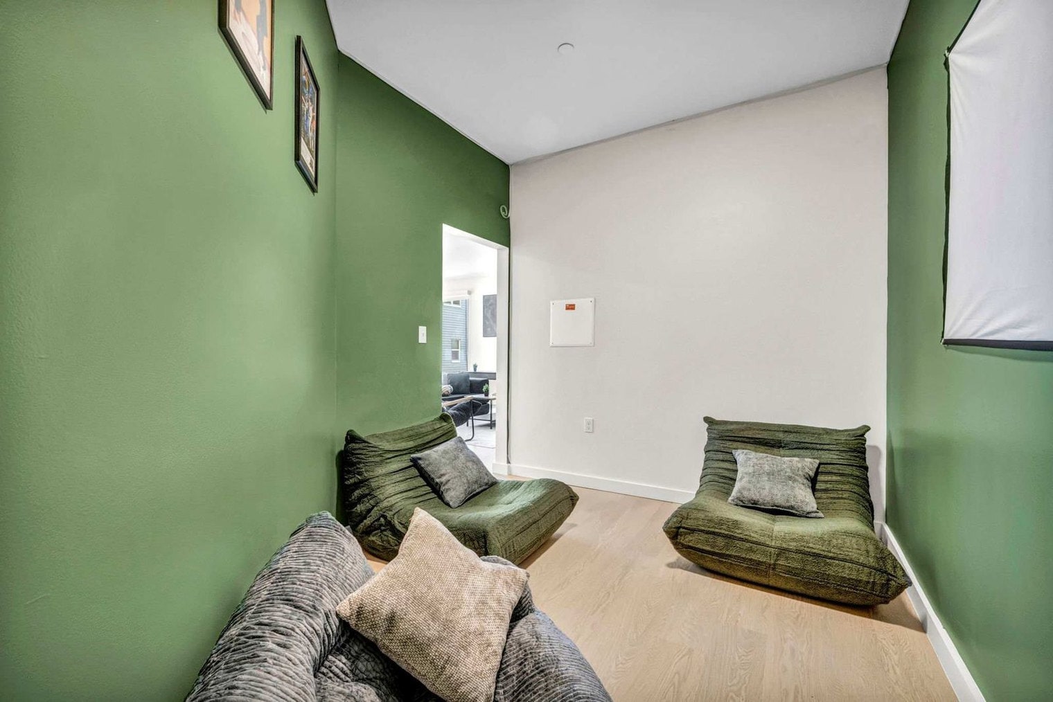 Building Photo - 2189 Cornell Rd