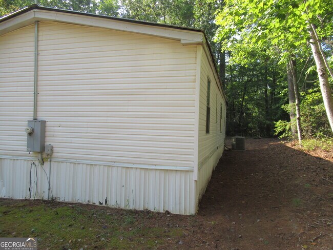 Building Photo - 93 Mitchell Rd