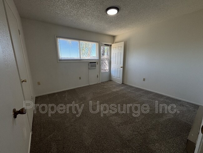 Building Photo - 725 Kimball Rd