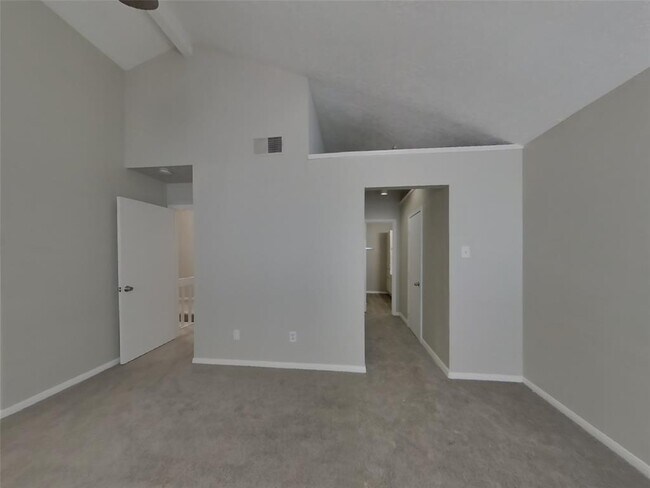 Building Photo - 16815 Shrub Oak Dr