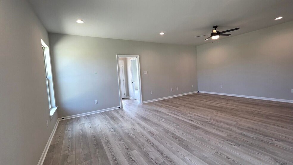 Building Photo - 25662 Tarver Dr