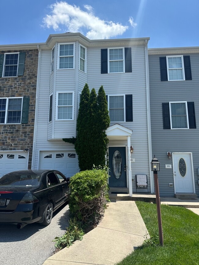 Building Photo - 91 Fuzzy Tail Dr