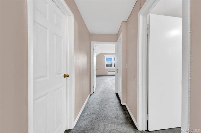 Building Photo - 169 Old Mamaroneck Rd