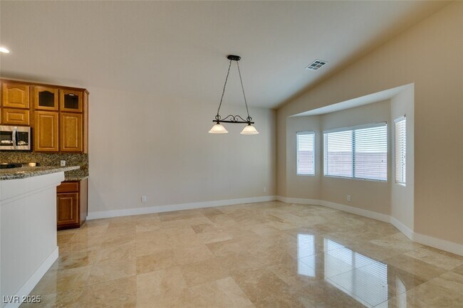 Building Photo - 2180 Dogwood Ranch Ave