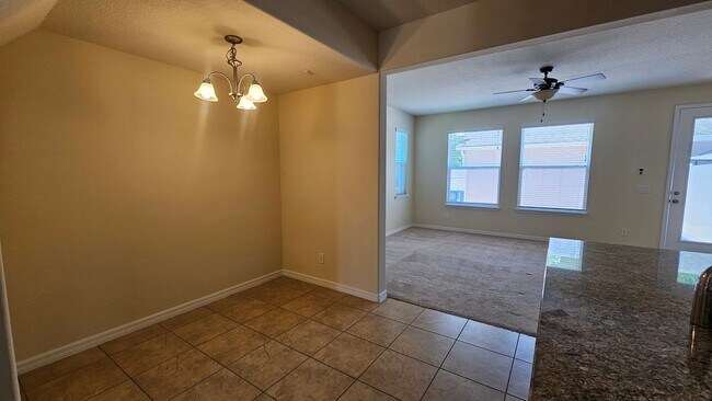 Building Photo - Spacious Randal Park Townhome