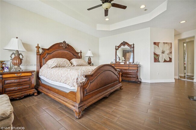 Building Photo - 4954 SW 186th Way