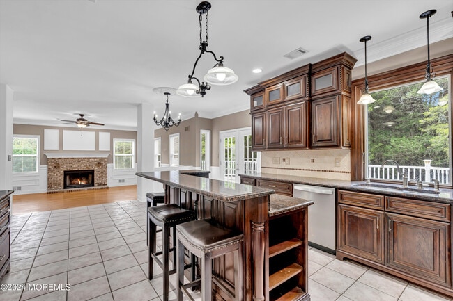 Building Photo - 1562 Priscilla Ct