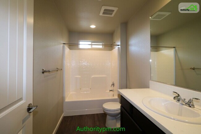 Building Photo - 844 Mission De Oro Dr