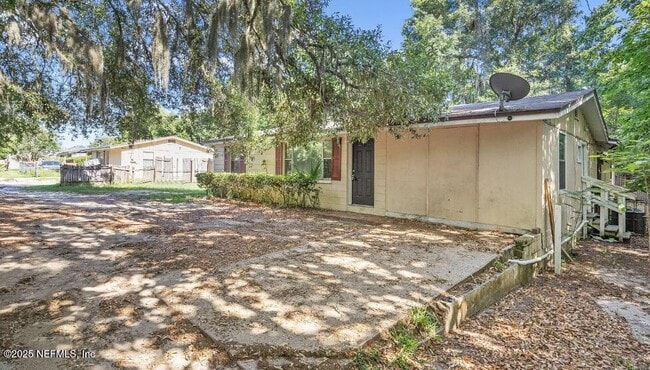 Building Photo - 5758 Newberg Ln