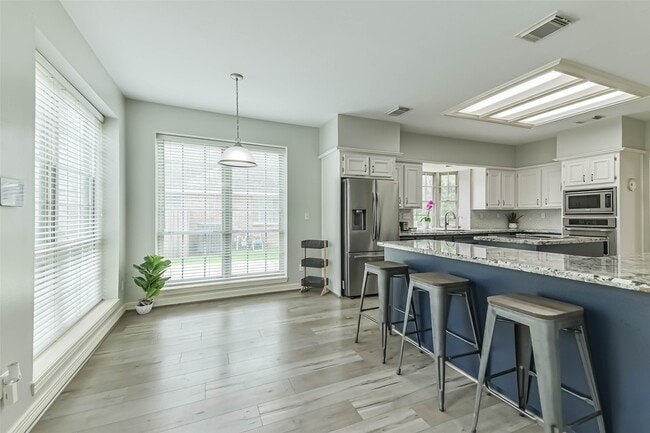 Building Photo - 13023 Dogwood Blossom Trail