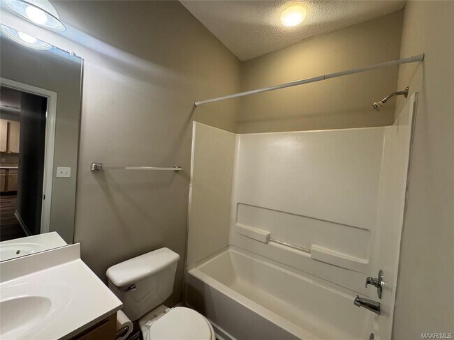 Building Photo - 189 Pine Meadows Cir