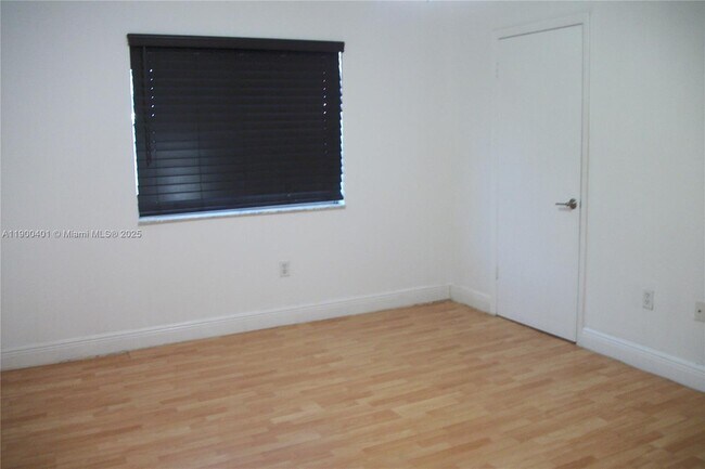 Building Photo - 9307 NW 121st St