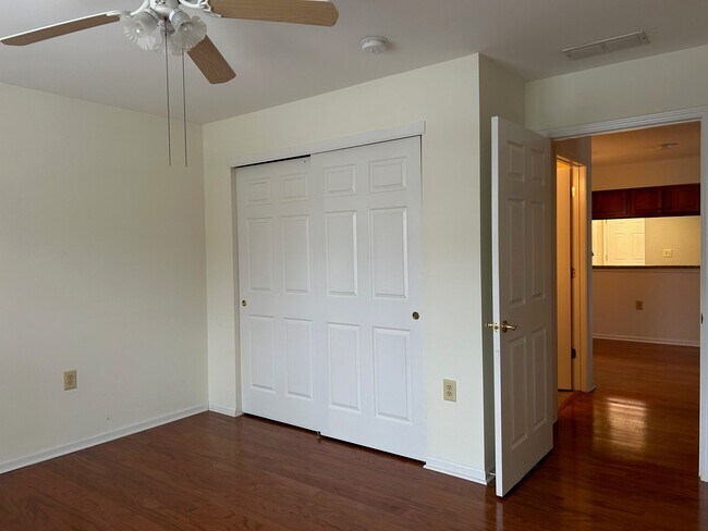 Building Photo - 88 Woolsey Ct