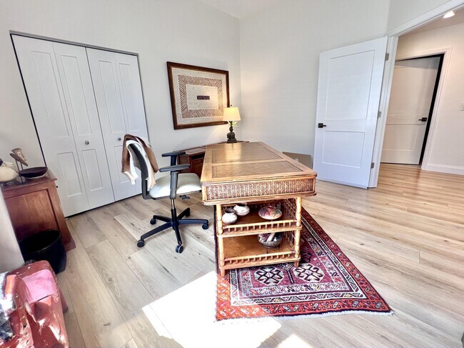 Building Photo - 2622 Country Golf Dr