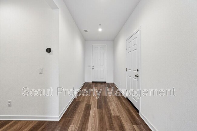 Building Photo - 28113 Echo Ct.