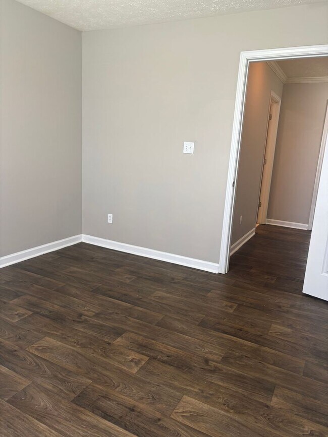 Building Photo - 3 Bedroom 2 bath  Medina Area