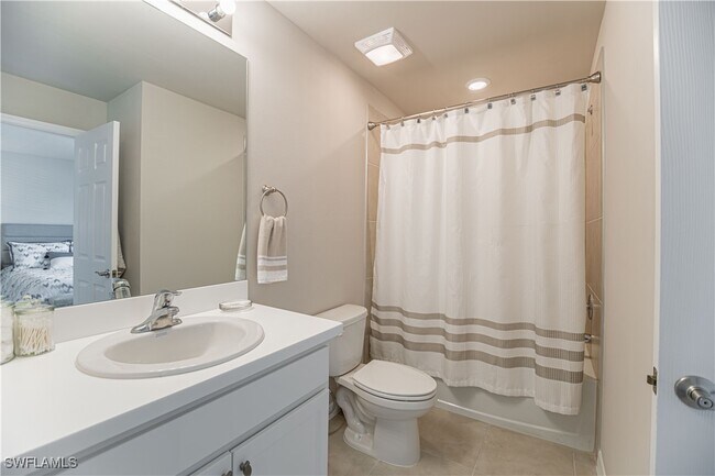 Building Photo - 15172 Wildflower Cir