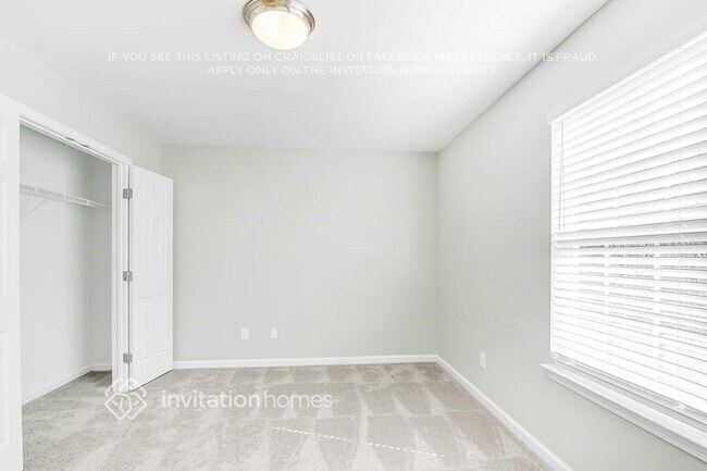 Building Photo - 38 Autumn Leaf Ln