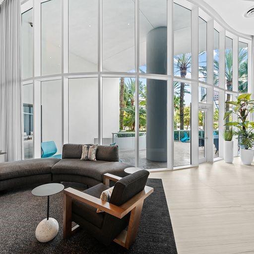 Building Photo - 333 Las Olas Way