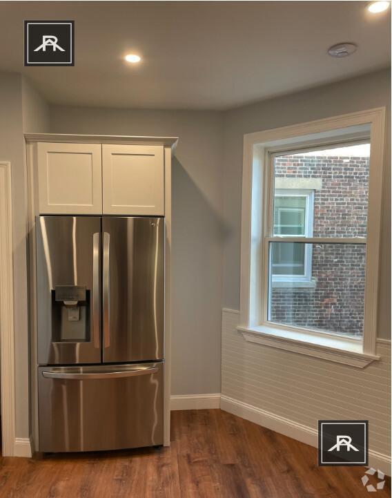 Building Photo - 3 bedroom in Brookline MA 02446