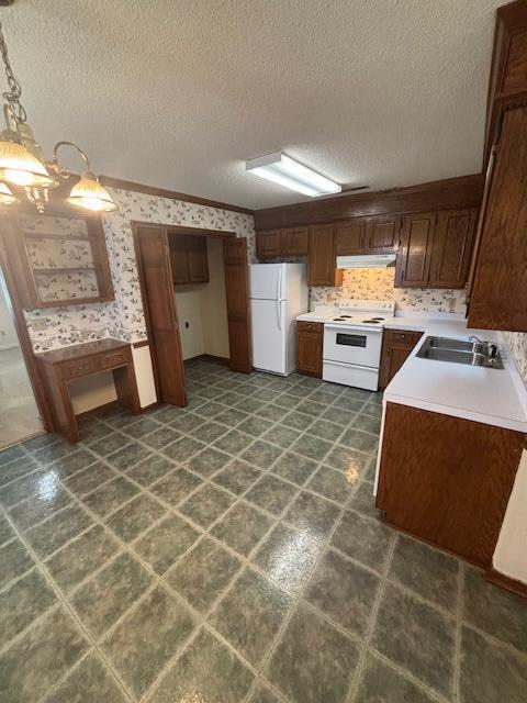 Building Photo - 1970 Essex Dr