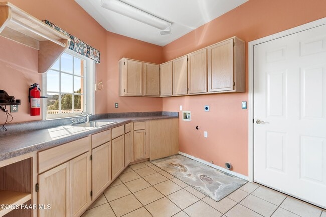 Building Photo - 2780 Whispering Way Cir