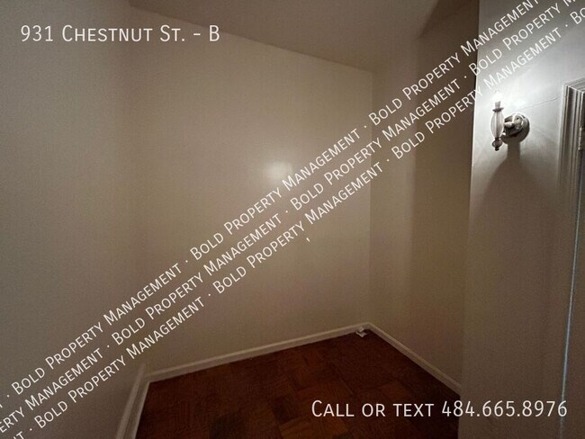 Building Photo - 931 Chestnut St