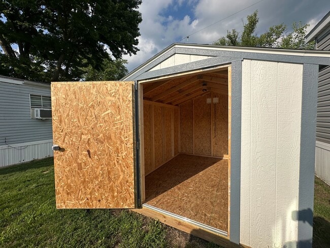 Building Photo - 76 E U.S. Hwy 6