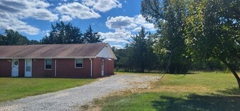 Building Photo - 4085 Falling Creek Rd