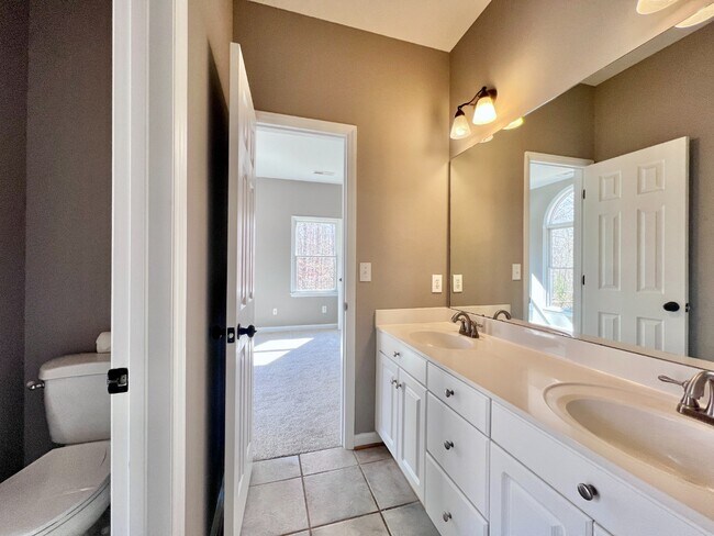 Building Photo - 7809 Deer Trail