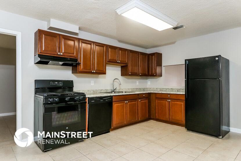 Building Photo - 7109 Glenwood Dr