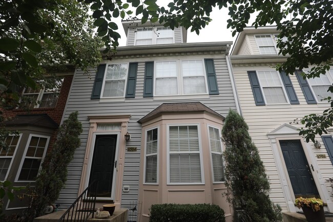 Primary Photo - Available -Spacious 2 Car Garaged Townhome...