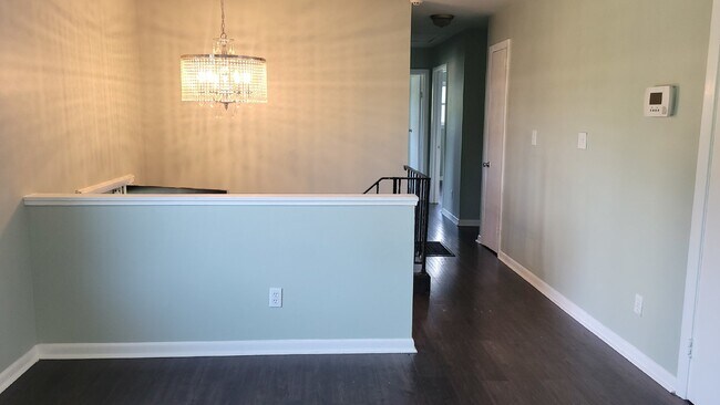 Building Photo - Beautiful  & Charming 4-Bedroom Home with ...