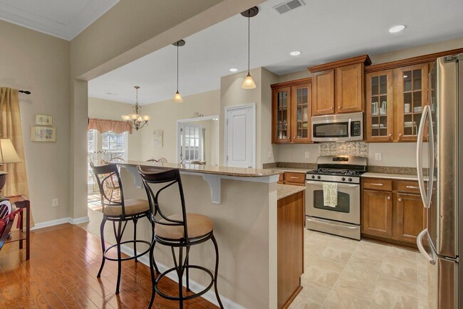 Building Photo - 160 Mayfield Dr