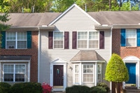 Building Photo - 230 Black Bird Ct